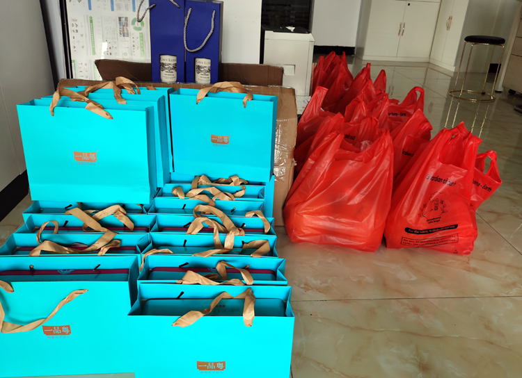 國慶中秋“撞滿懷”，祝大家中秋快樂！